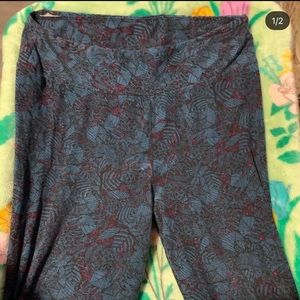 Lularoe leggings